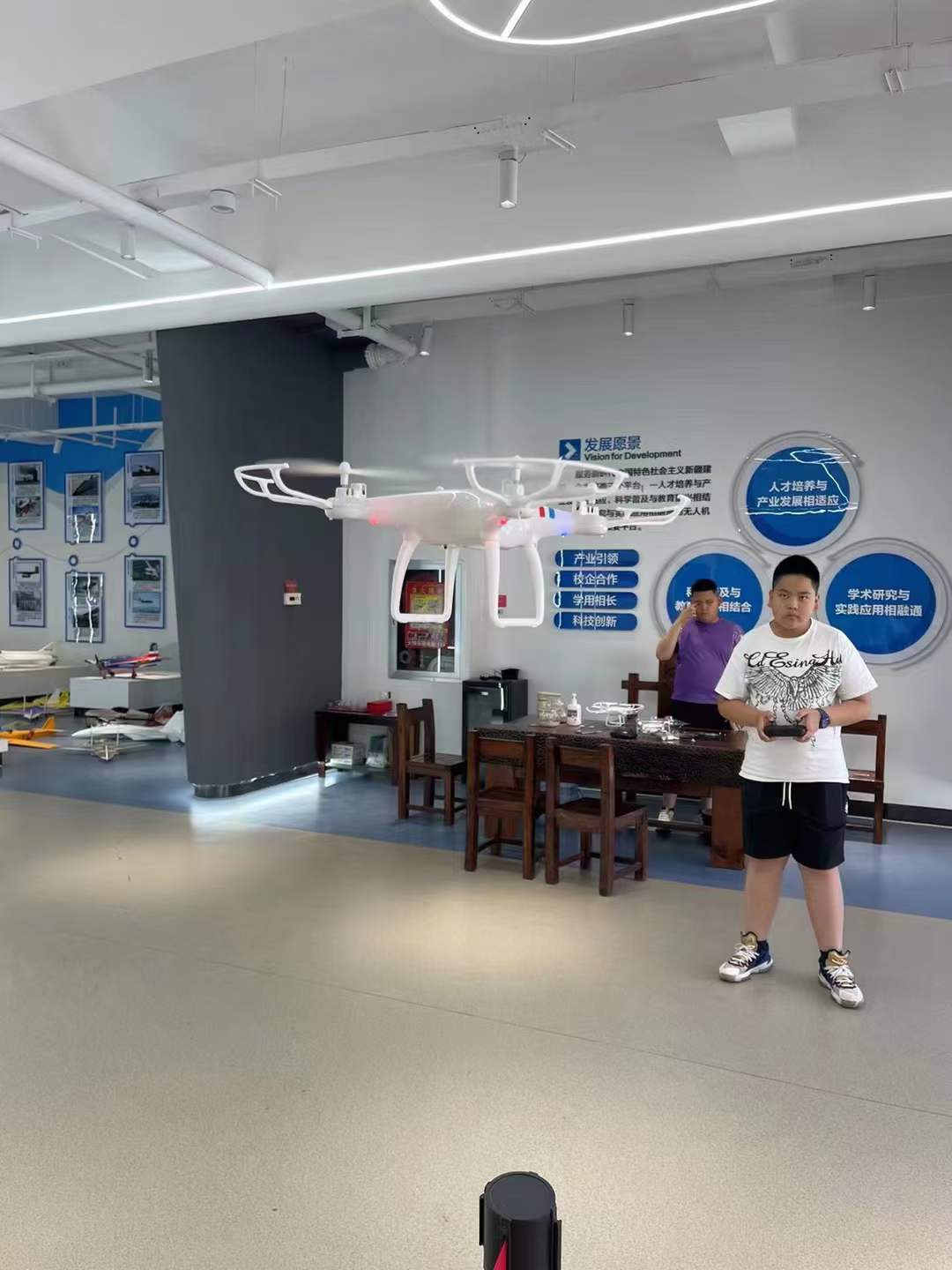 新疆保華潤天航空——青少年無人機培訓日常訓練