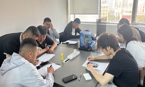 【新疆保華潤天航空無人機培訓】普通人也能飛！揭秘如何考取飛行駕照