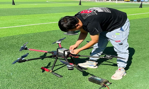 新疆保華潤天航空無人機培訓機構：開啟你的藍天夢想之旅