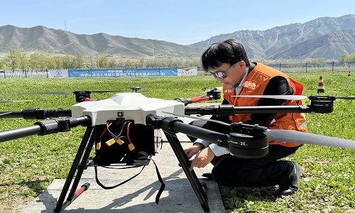 新疆保華潤天航空無人機培訓:開啟你的民用無人機駕駛員夢想之旅