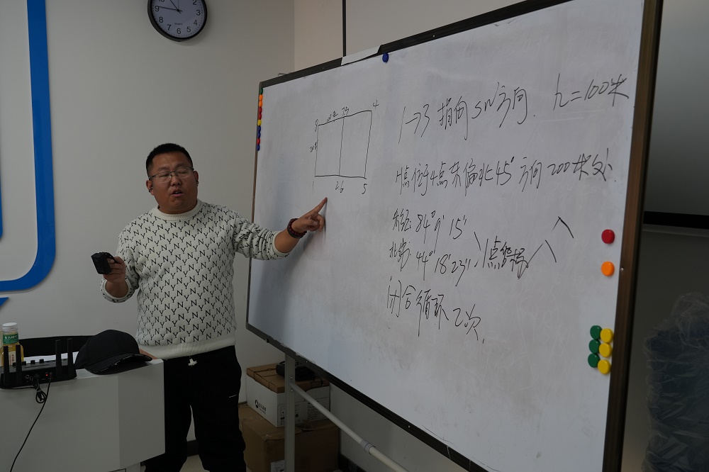 【新疆無(wú)人機(jī)培訓(xùn)】無(wú)人機(jī)飛手認(rèn)證升級(jí)：揭秘考證難度飆升背后的真相！